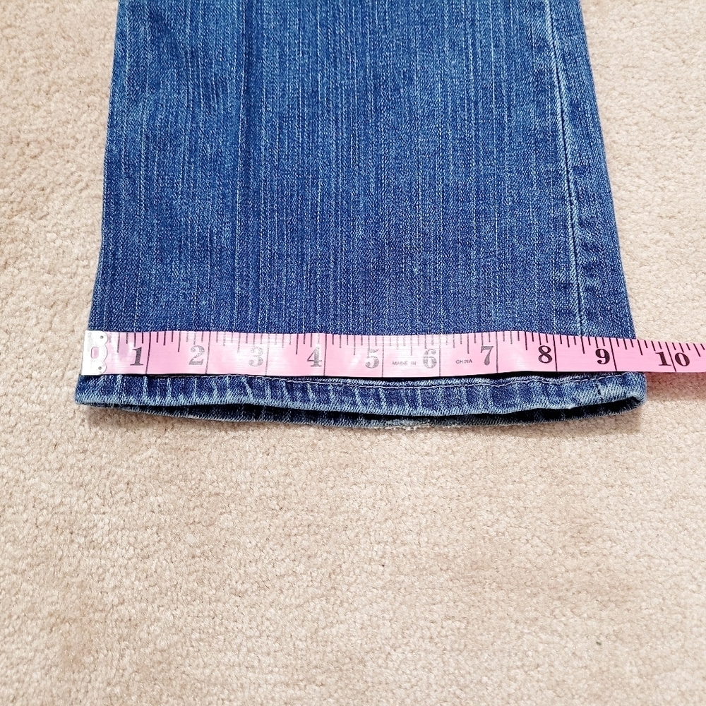 BKE Culture Buckle Jeans Men 30x31 Blue Distressed Bootcut Denim Star 20 Stretch - Picture 9 of 12